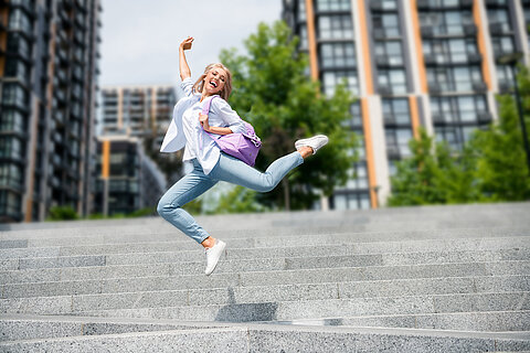 Photo,Of,Joyful,Cheerful,Glad,Woman,Jump,Up,Have,Fun